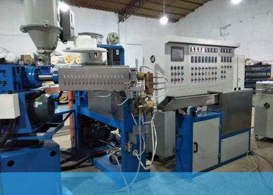 Automatic Halogen Free 90r/Min Cable Sheathing Machine Cable Extrusion Line